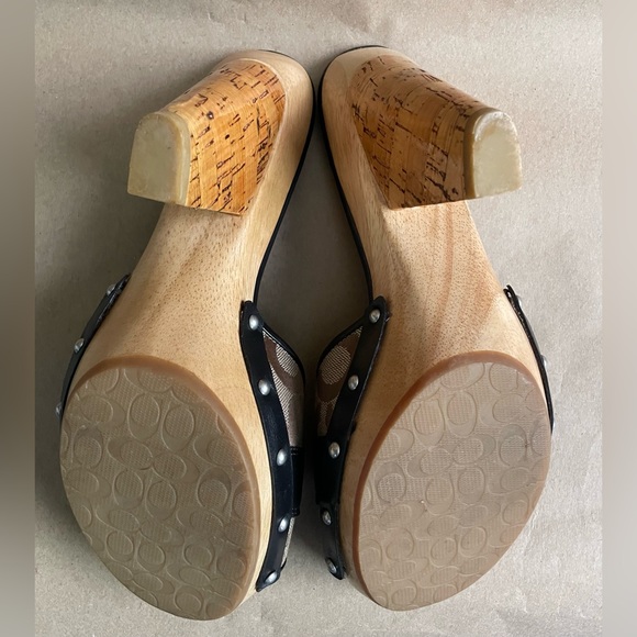 Coach Sandals w Heels - Picture 10 of 10